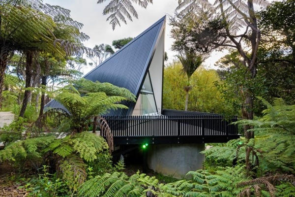 尊龙凯时新西兰设计师获奖帐篷式房屋上市 要价695万纽币(图1)