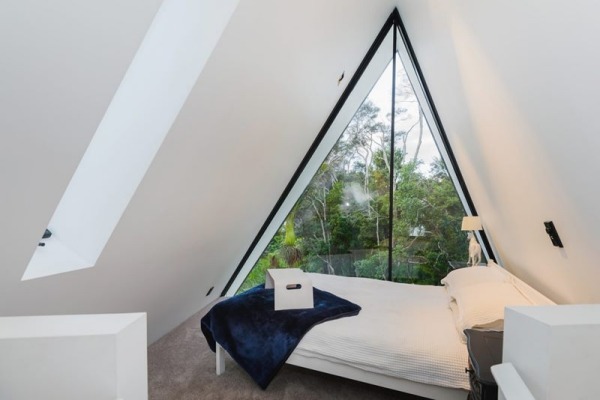 尊龙凯时新西兰设计师获奖帐篷式房屋上市 要价695万纽币(图2)
